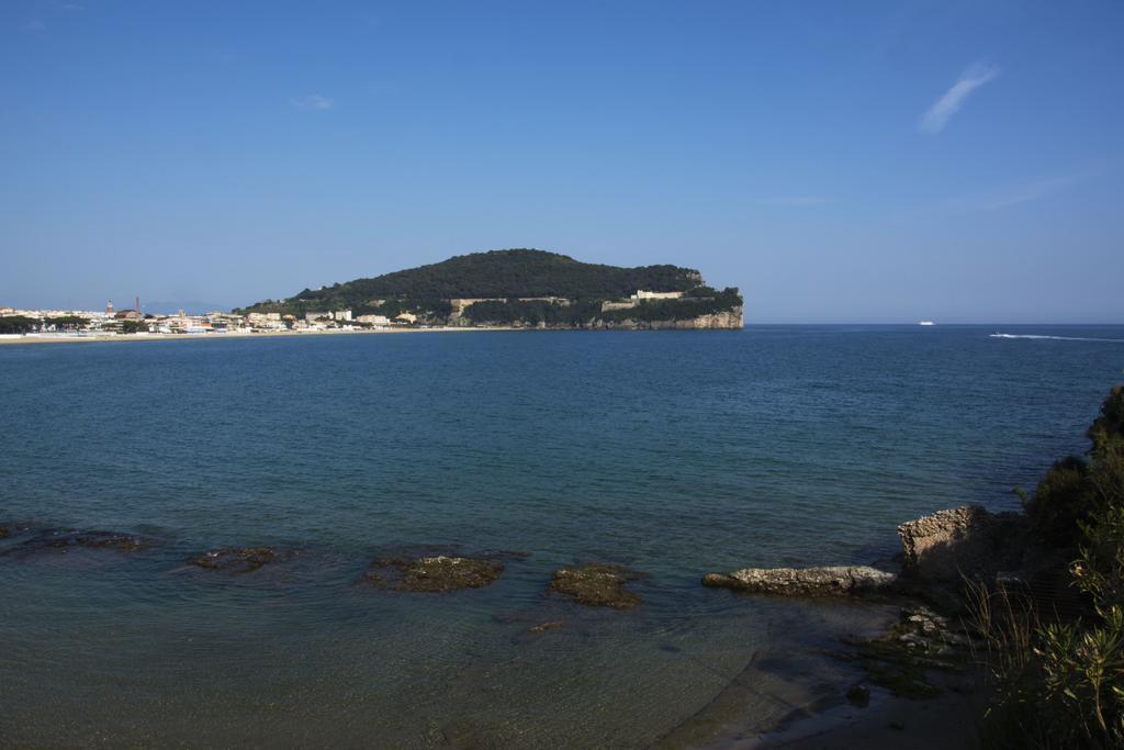 Serapo Bed And Breakfast Gaeta Exterior foto